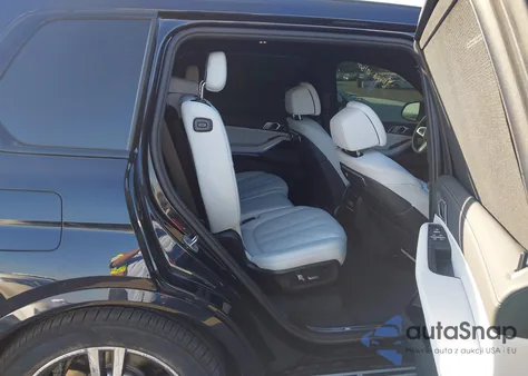 2026 BMW X7 xDrive40I z USA, uszkodzony, nr VIN 5UX23EM06T9082158